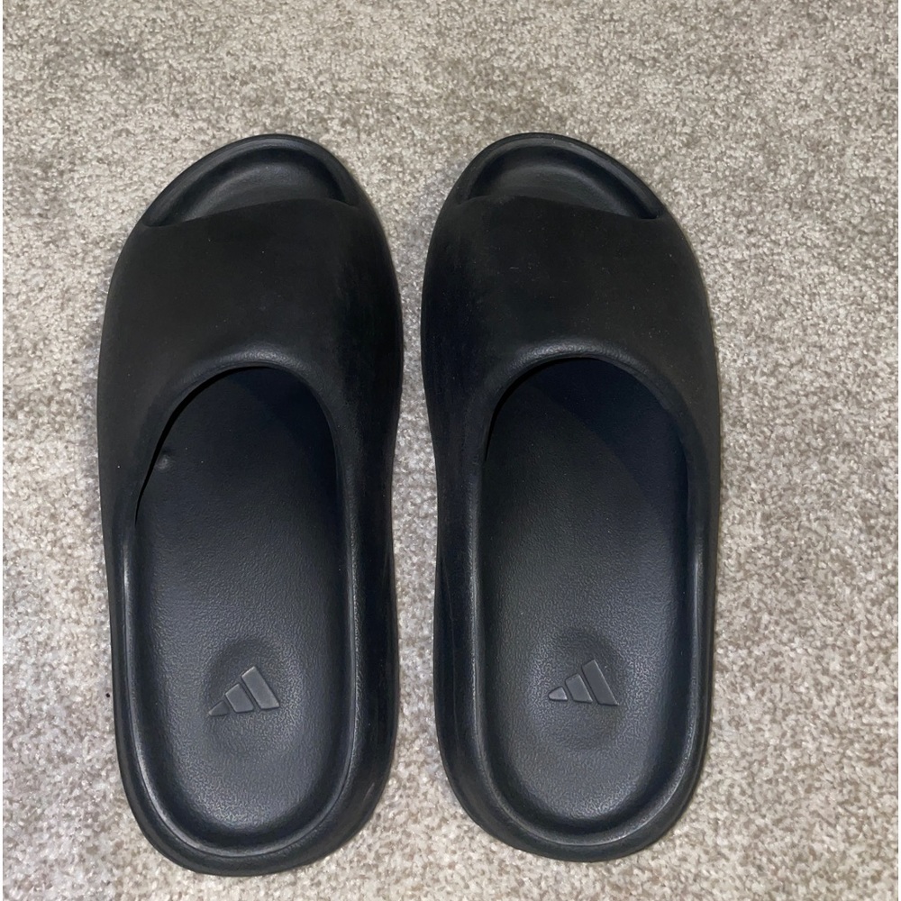 Yeezy Slides Onyx